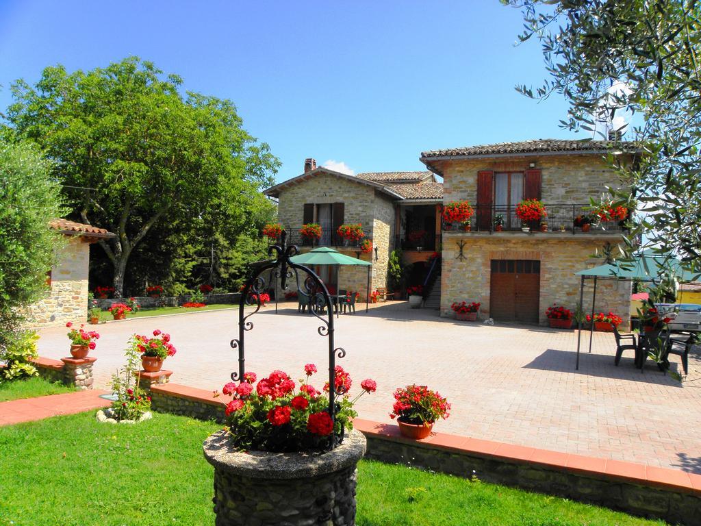 Vila Aurora Gubbio Exteriér fotografie
